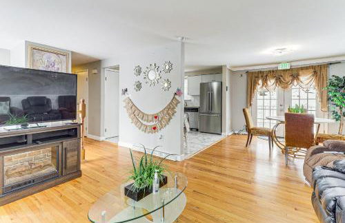 Remote-Work Ready Family Home Near Pittsburgh - Foto 6