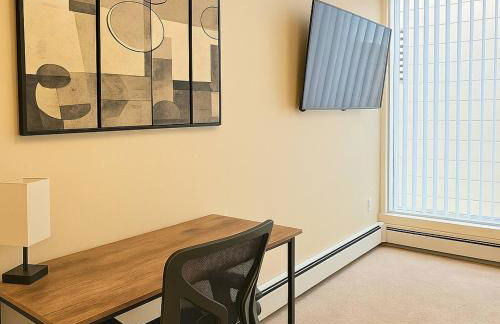 Downtown A2 Gem - Next to Hospitals, Stadium & Restaurants - Foto 3