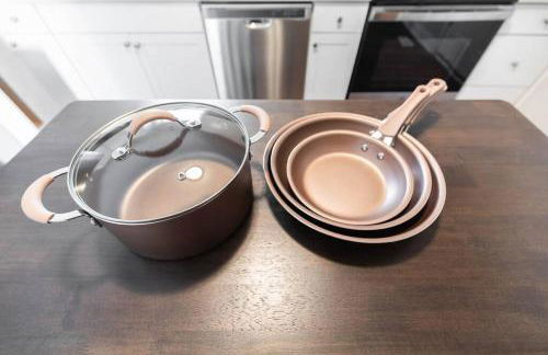 Downtown home! Walk to Bulls Stadium, DPAC & food - Foto 32