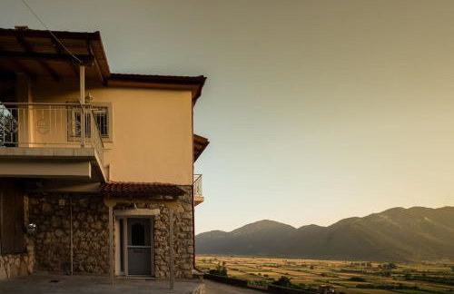 Σπίτι με Τζάκι & Θέα - Foto 10