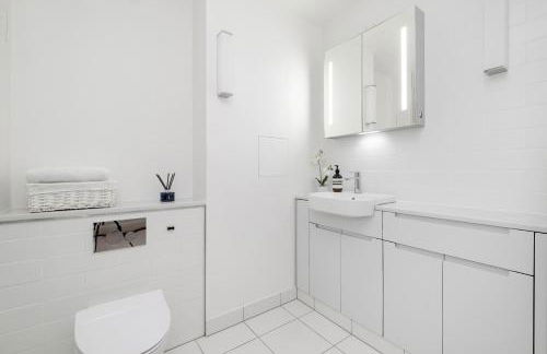 Luxury Central Mayfair Townhouse with AC 3BR 3BA - Foto 34