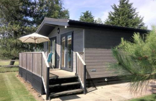 Tore Petty - spa bath and sauna - Romney Marsh, Kent - Photo 1