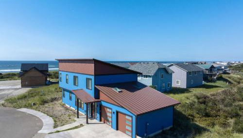 Brand-New Beach Retreat Hot Tub Sleeps 13 - Foto 5