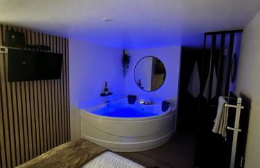 Tiny room - Photo 23