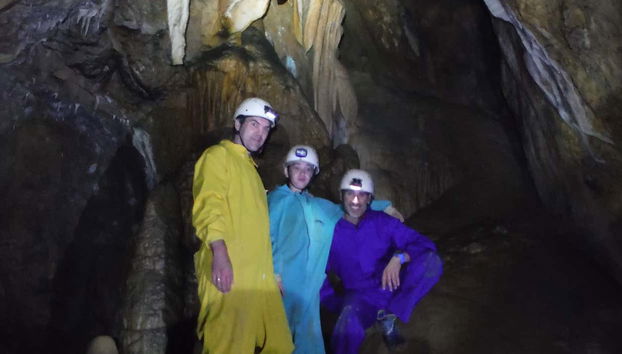 Having fun in the Cueva del Nozal