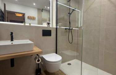 Ferienwohnung Aigisblick mit Pool und Sauna, direkt am Skihang - Foto 12