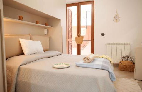 Spacious, Family Apartment in Gioiosa Marea, Gioiosa Holiday Home - Foto 5