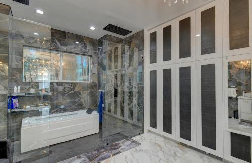 Luxury House with Movie Theater - Foto 39