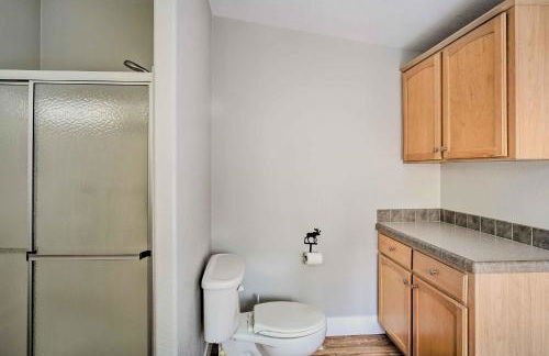 8 Mi to Big Bear Lake and Village Sugarloaf Cabin! - Foto 16