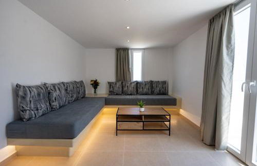 Theophrasti Suites - Photo 36