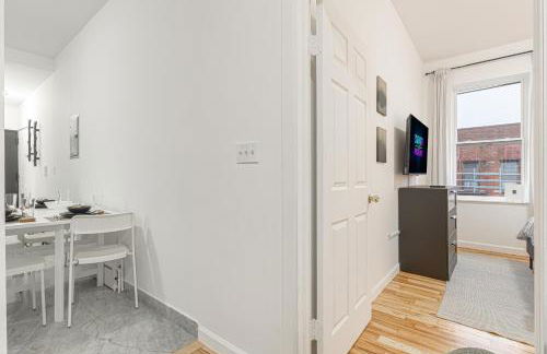 Modern Comfort 2BR with Washer & Dryer Near Subway & LGA - Foto 9