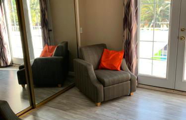 Alicia Alibi vintage Vegas pool house - Foto 4