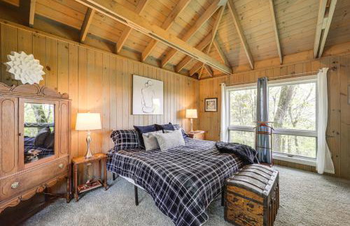 Close to Trails! Seven Devils Retreat with Hot Tub - Foto 15