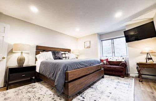 NEWLY REMODELED FOUR BEDROOM All SEASON CONDO W MOUNTAIN VIEWS - Foto 31