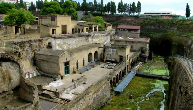Archeological Park of Herculaneum Skip-the-Line Ticket - Photo 3