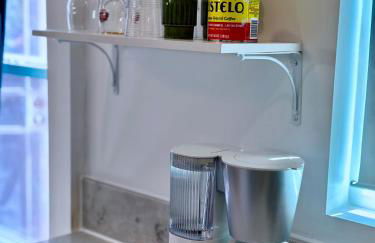 Modern, Remodeled Echo Park House-Walk to Sunset Blvd, Dodgers Stadium, Shops, Bars, Restaurants, Lake, Concerts - Photo 10