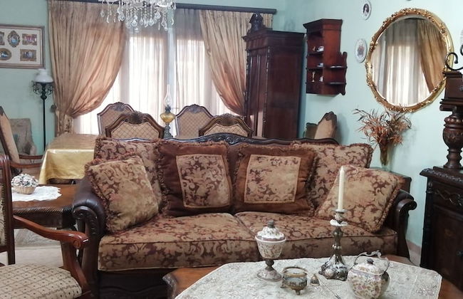 Helen's family home - Photo 24