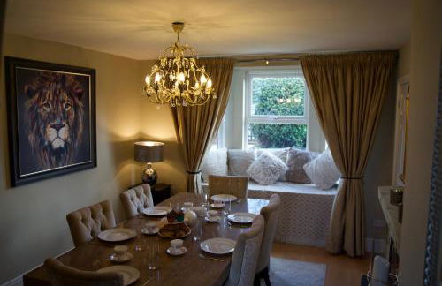 Stunning 5 Bedroom Victorian home with optional hot tub - Foto 21