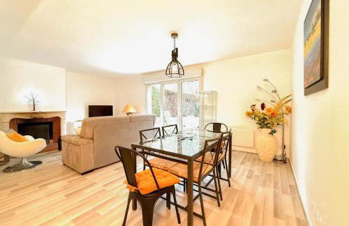 La Brayoise Near Orléans cozy house with garden & pétanque - Photo 36