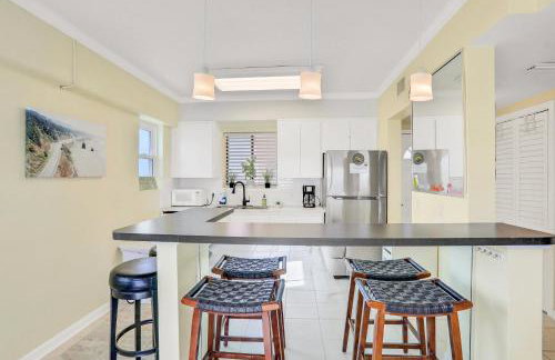 Oceanfront condo with pool, amazing view, balcony & beach access - Foto 8