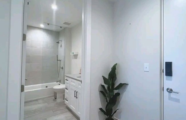 Lux and Cozy 2beds 2 Baths up to 8 guest - Foto 8