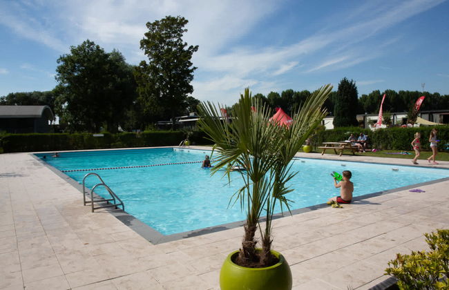 3 bedroom House in Dordrecht with swimming pool and terrace - Photo 9