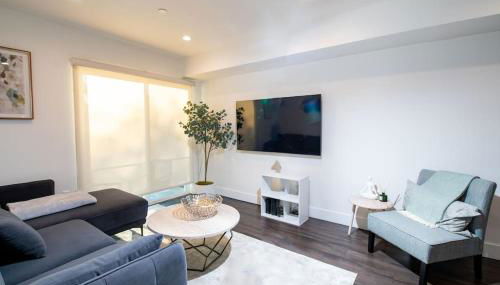 Luxury 2Bed/2Bath Apt in West Hollywood w/ Rooftop - Foto 3