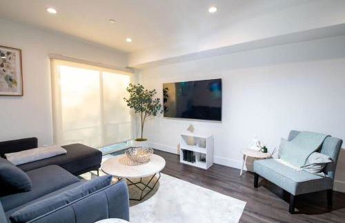 Luxury 2Bed/2Bath Apt in West Hollywood w/ Rooftop - Foto 3
