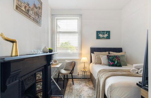 Kensal Garden Delight - Photo 16