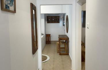 Leonidas House Renovated 2024 - Foto 8