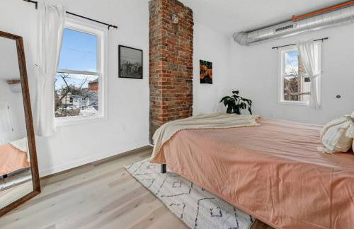 Cool Urban Stay Downtown Loft - Photo 21