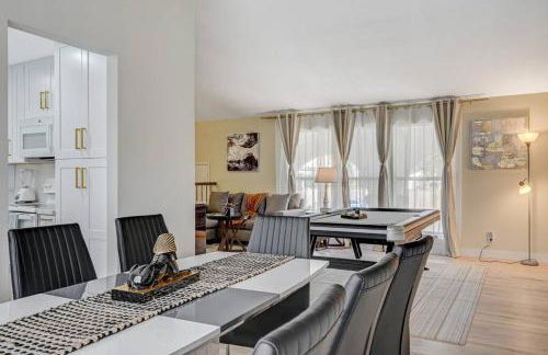 New Poolside Paradise in Vegas with BBQ and Games - Foto 38