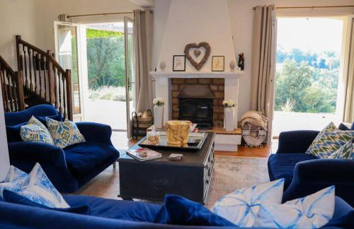 Amazing family villa with a swimming pool - Foto 19