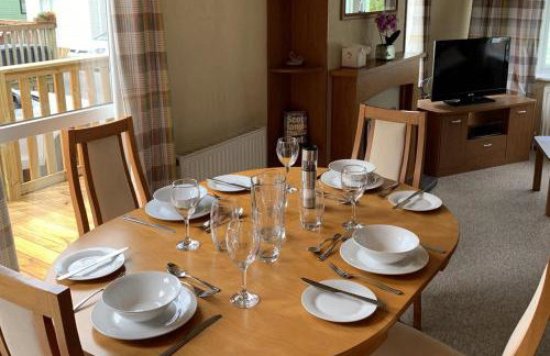 2 Bed Caravan - Sleeps 6 - Pets - River Teviot - Foto 8