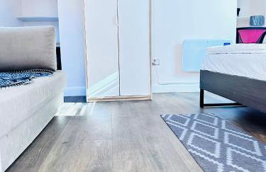 Self-contained Annex for short stay - Foto 12