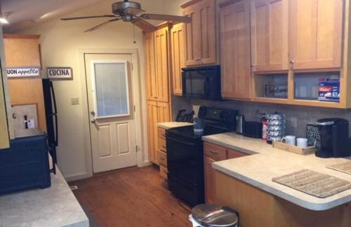 2br home with patio near lakes and walking trails - Foto 9