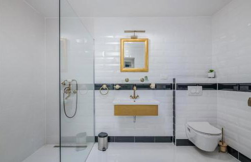 Stunning Home In Svet Vid Dobrinjski - Photo 35