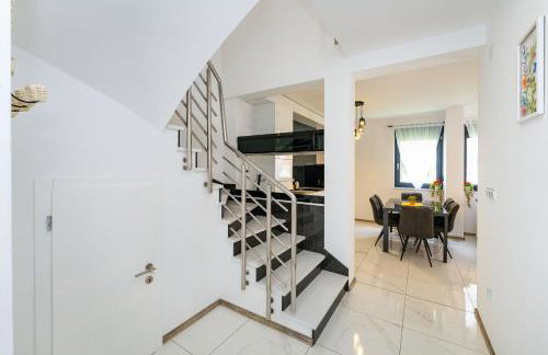 Villa Essenza Mare in Vodice with private pool & pet friendly - only 650 meters from the beach - Photo 35