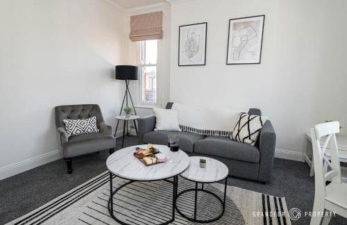 The Westborough Nook by Grandeur Property - Photo 15