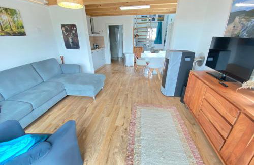 Rückzugsort im Grünen mit Panoramafenster und Weitblick - Foto 3