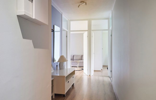 2BR Apt in Quiet Neighborhood - Foto 5