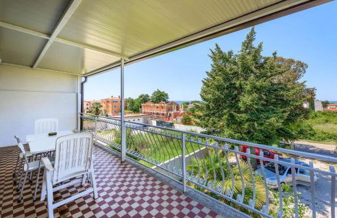 Beautiful Apartment In Umag With Wifi - Foto 3