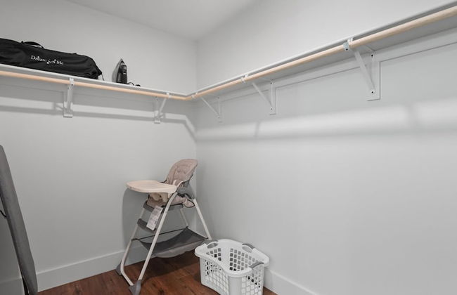 Upstay! New Renos Spacious Apartment Near Soco - Foto 31