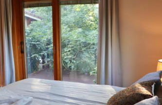 Lux, designer 8-acre retreat with private creek - Foto 7