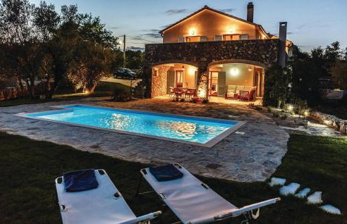 4 Bedroom Nice Home In Zgaljici - Foto 10