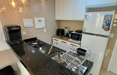 Ap próx ao shopping com garagem, piscina e ar - Foto 18