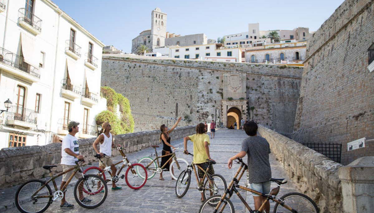 Tour Ibiza by bike