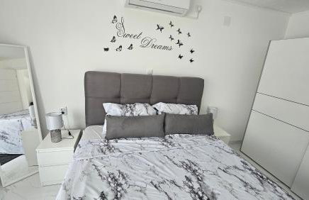 ENA 1&2 apartments-free parking 2200 m2-truck,trailer,boats friendly-EASY D1 access - Foto 65