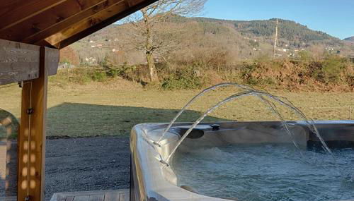 Chalet avec Jacuzzi et Piscine, déco soignée esprit cocooning - Foto 5