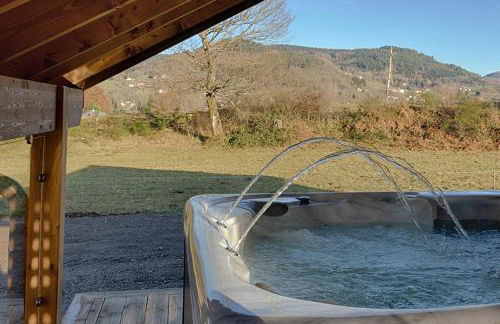 Chalet avec Jacuzzi et Piscine, déco soignée esprit cocooning - Foto 5
